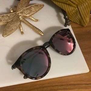 Le Specs No Smirking